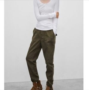 Aritzia Golden By TNA Jogger Pant Sz 4